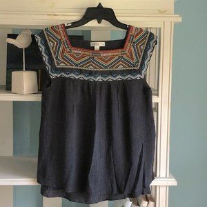 Studio by JPR gray sleeveless top with square neckline and embroidery Si…